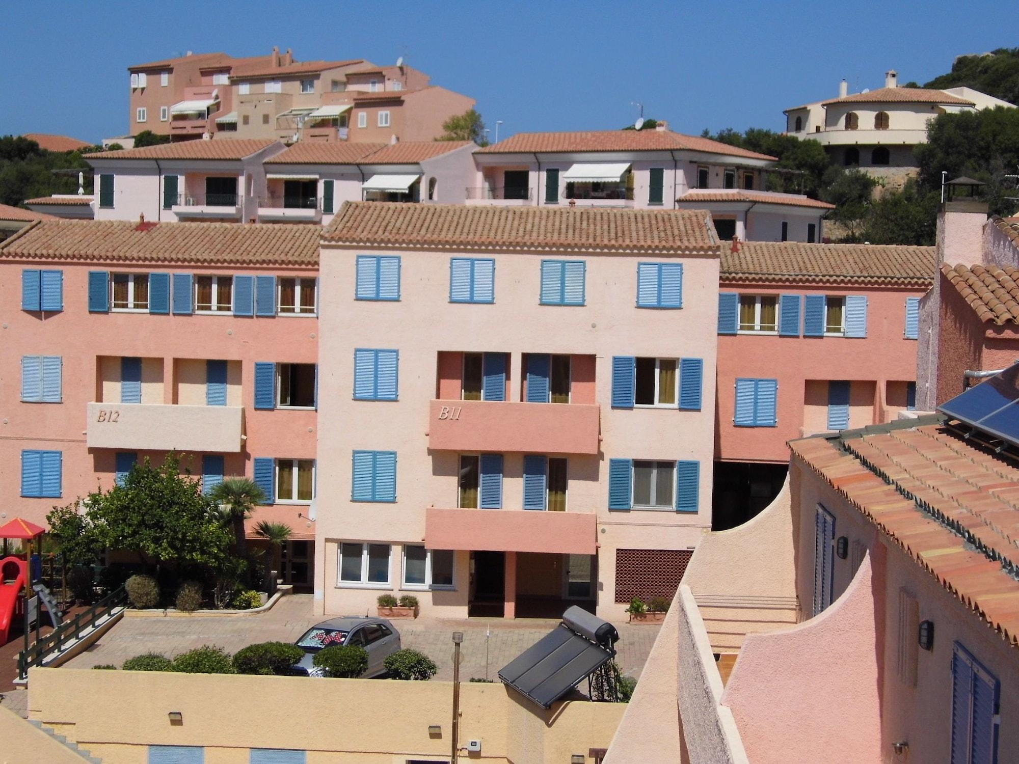 Le Nereidi Hotel & Residence Con Piscina-Tennis-Fitness-Parcheggio Coperto-Sala Conferenze La Maddalena  Exteriör bild