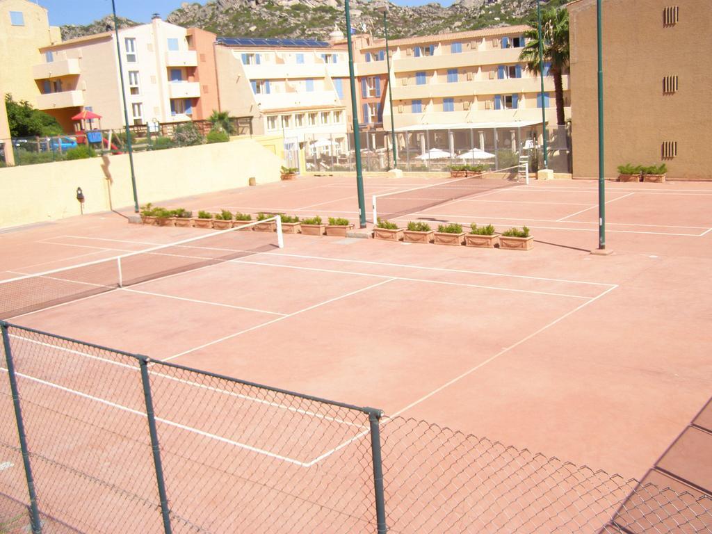 Le Nereidi Hotel & Residence Con Piscina-Tennis-Fitness-Parcheggio Coperto-Sala Conferenze La Maddalena  Exteriör bild